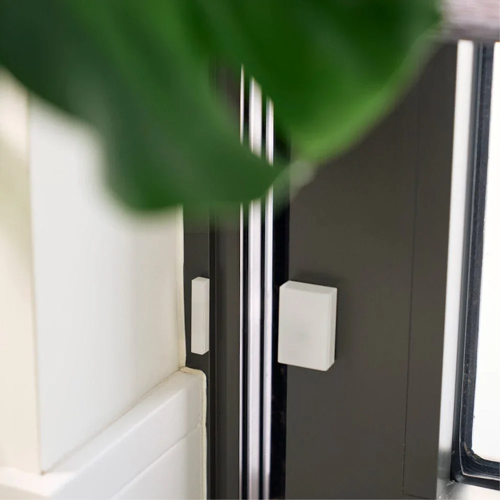 Drayton Wiser Window & Door Sensor CCT591012 | ZigBee Open/Close Detector | Wiser Smart Home | App Alerts - Image 2