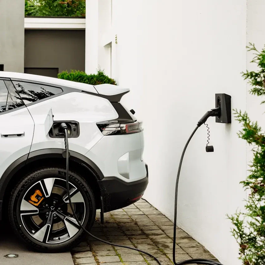 Zaptec Go 7.4kW Smart EV Charger — UK Version with Integrated PEN Fault Protection, Type 2, Wi-Fi + 4G - Image 4